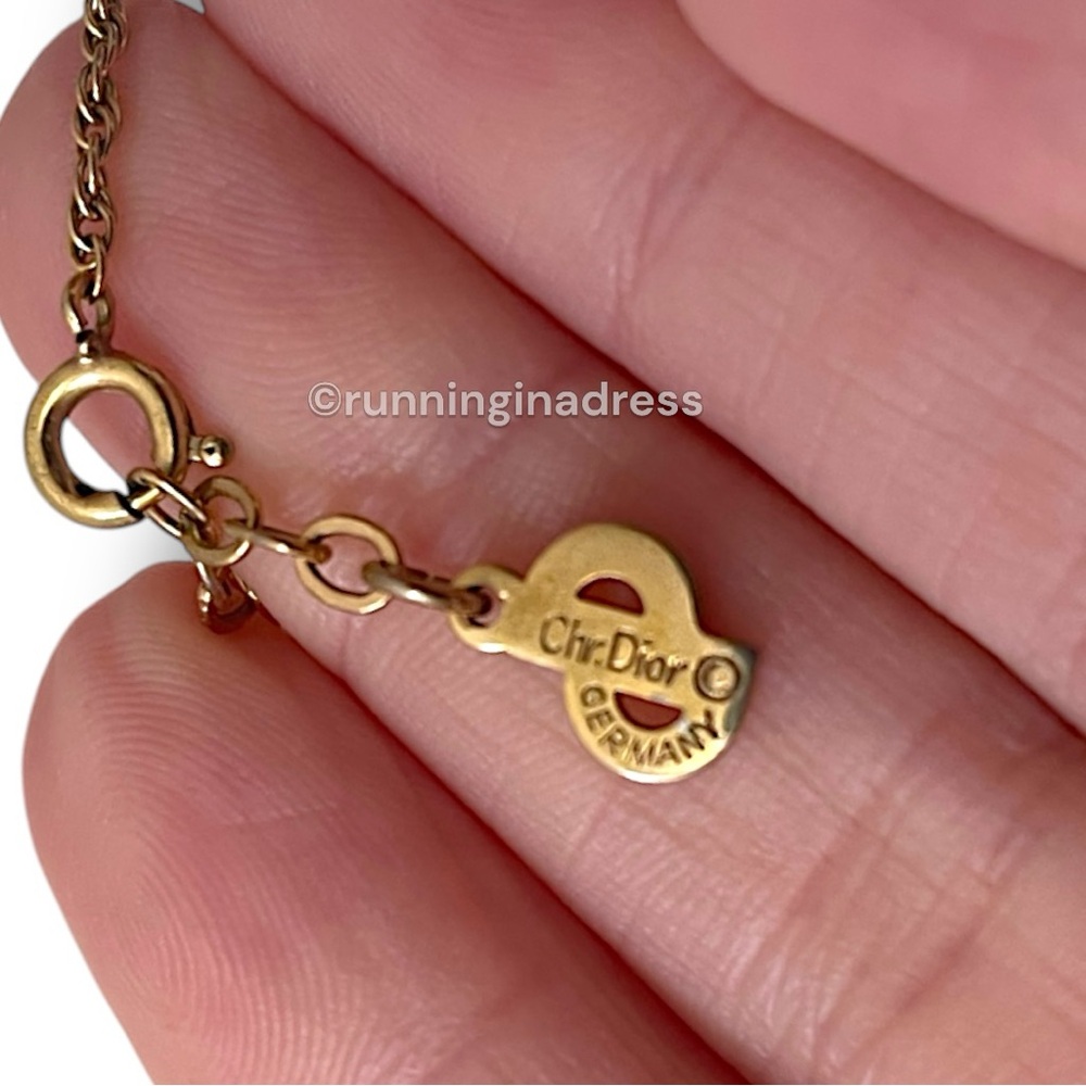 Vintage Authentic Christian Dior Open Heart Gold CD Logo Necklace - Picture 6 of 12